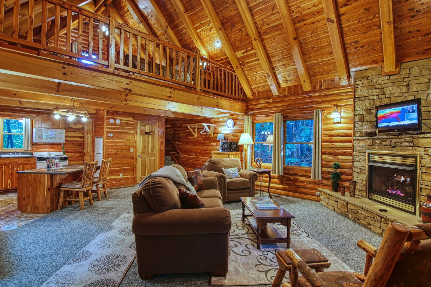 the inside of a cabin at donna's premier lodging in berlin ohio