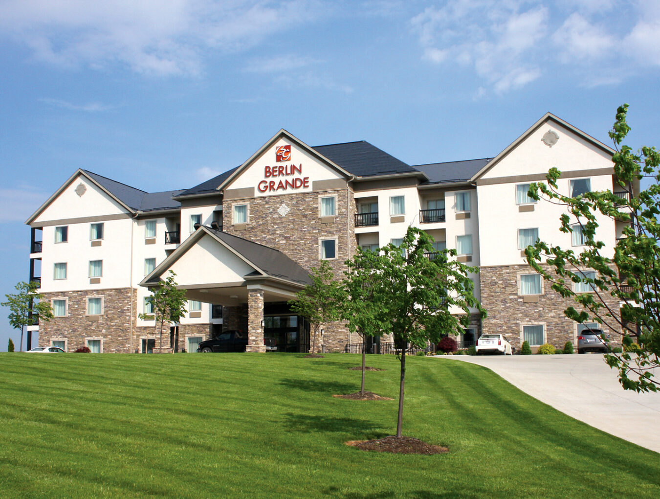 the berlin grande hotel located in berlin ohio