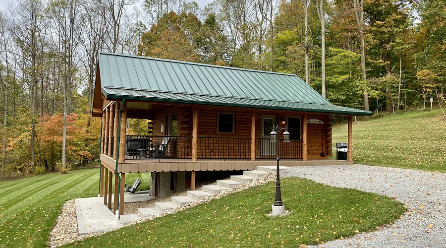 a cabin at tranquil acres cabins located in amish country ohio